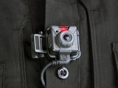 The MIUFLY 1296P body cam